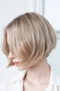 Short Layered Bob